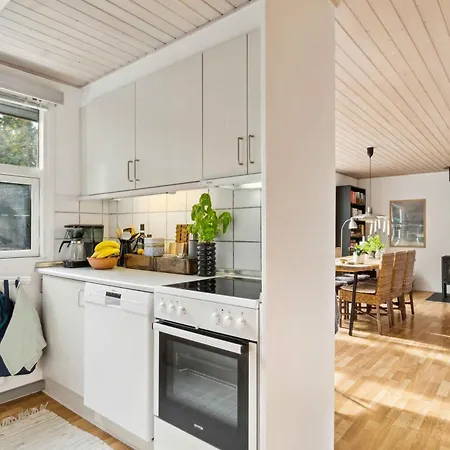 Holiday home Cozy Summer House Close To The Glesborg