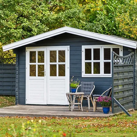Cozy Summer House Close To The *